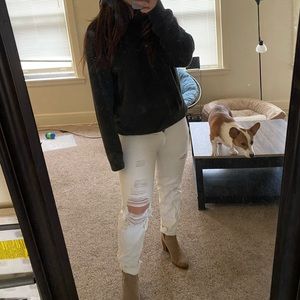 White Levi mom jeans